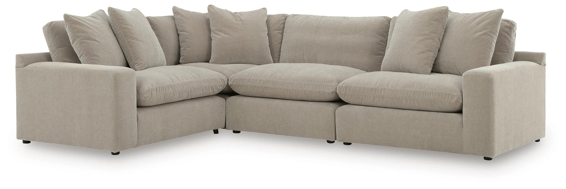 Maxton Heights 4-Piece Sectional Benchcraft®