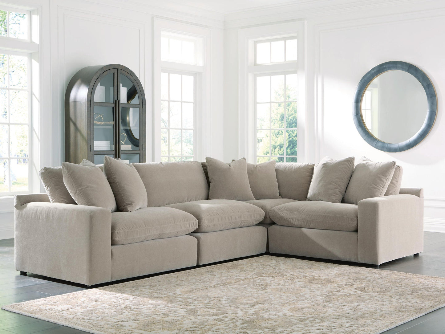 Maxton Heights 4-Piece Sectional Benchcraft®