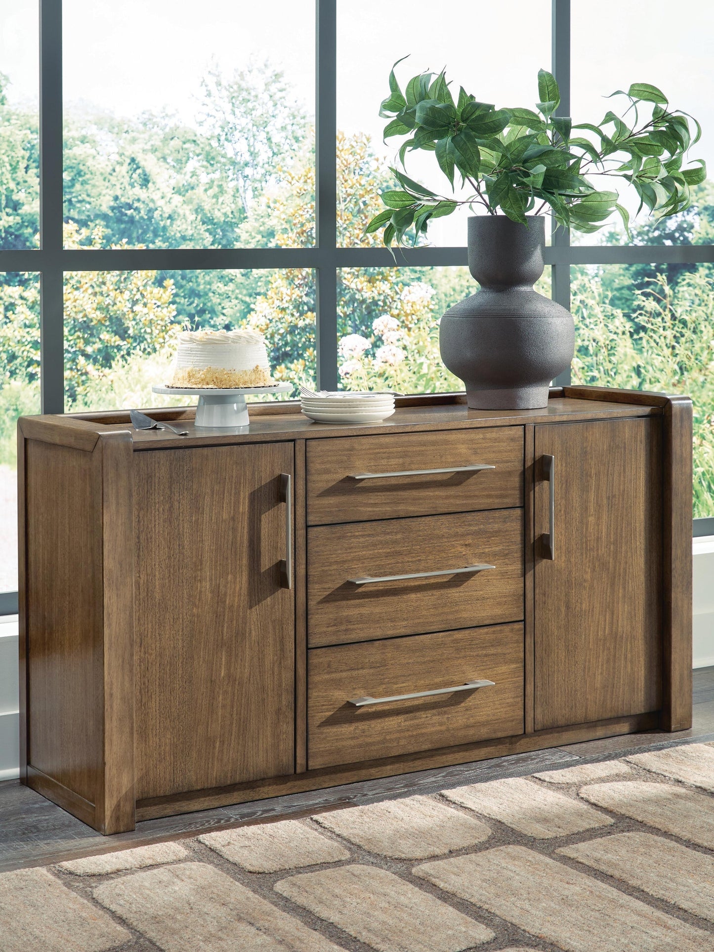Marxmore Dining Room Server Benchcraft®