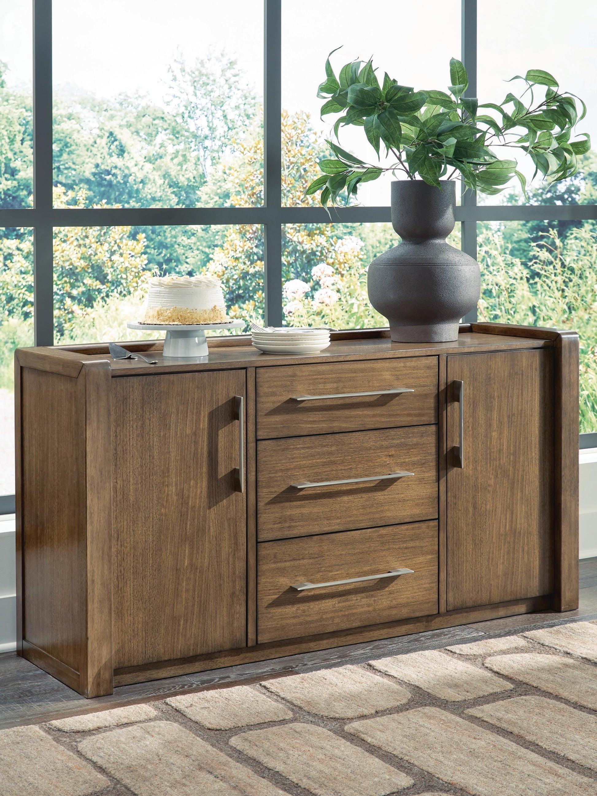 Marxmore Dining Room Server Benchcraft®