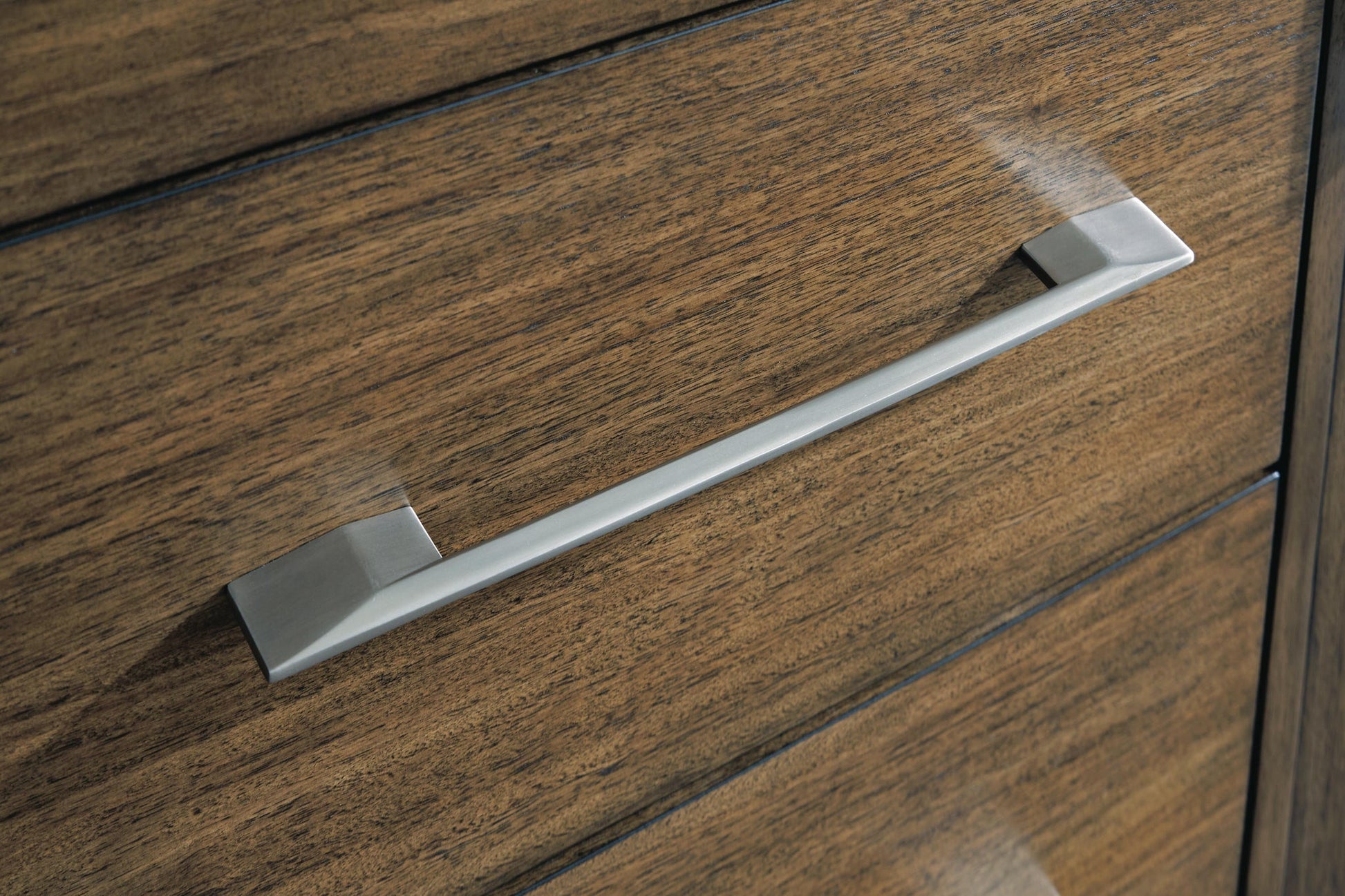 Marxmore Dining Room Server Benchcraft®