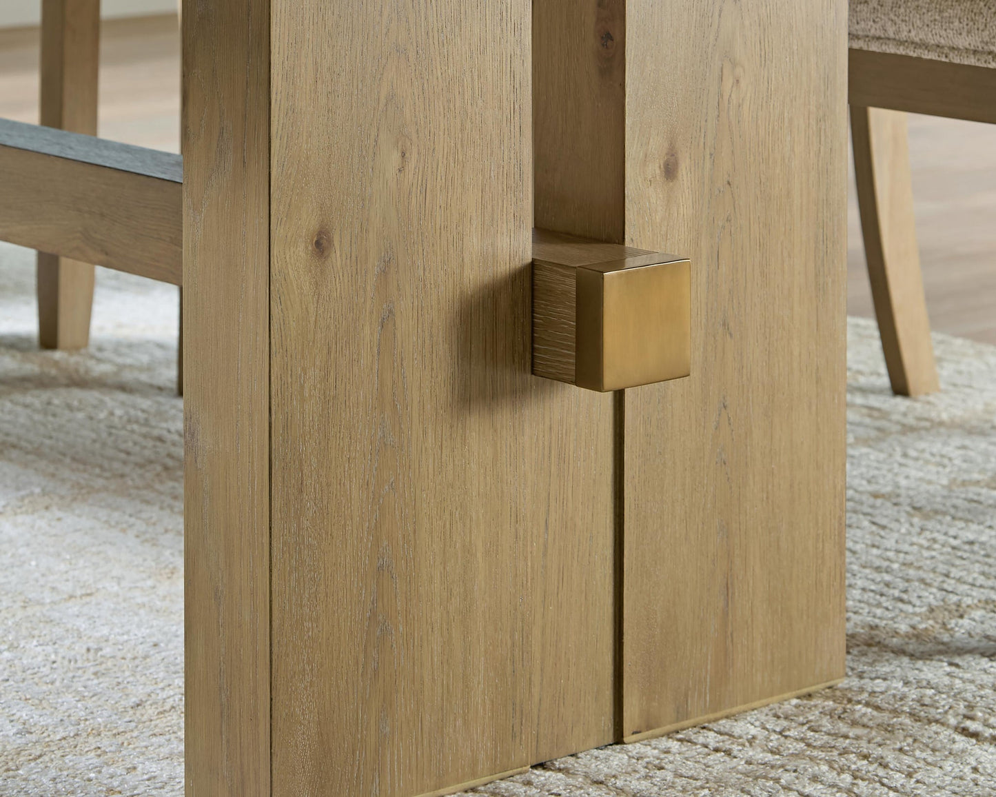 Lasinger RECT Dining Room EXT Table Signature Design by Ashley®