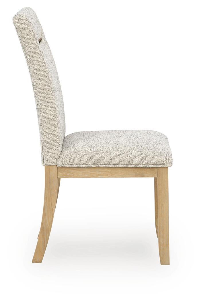 Lasinger Dining UPH Side Chair (2/CN) Signature Design by Ashley®