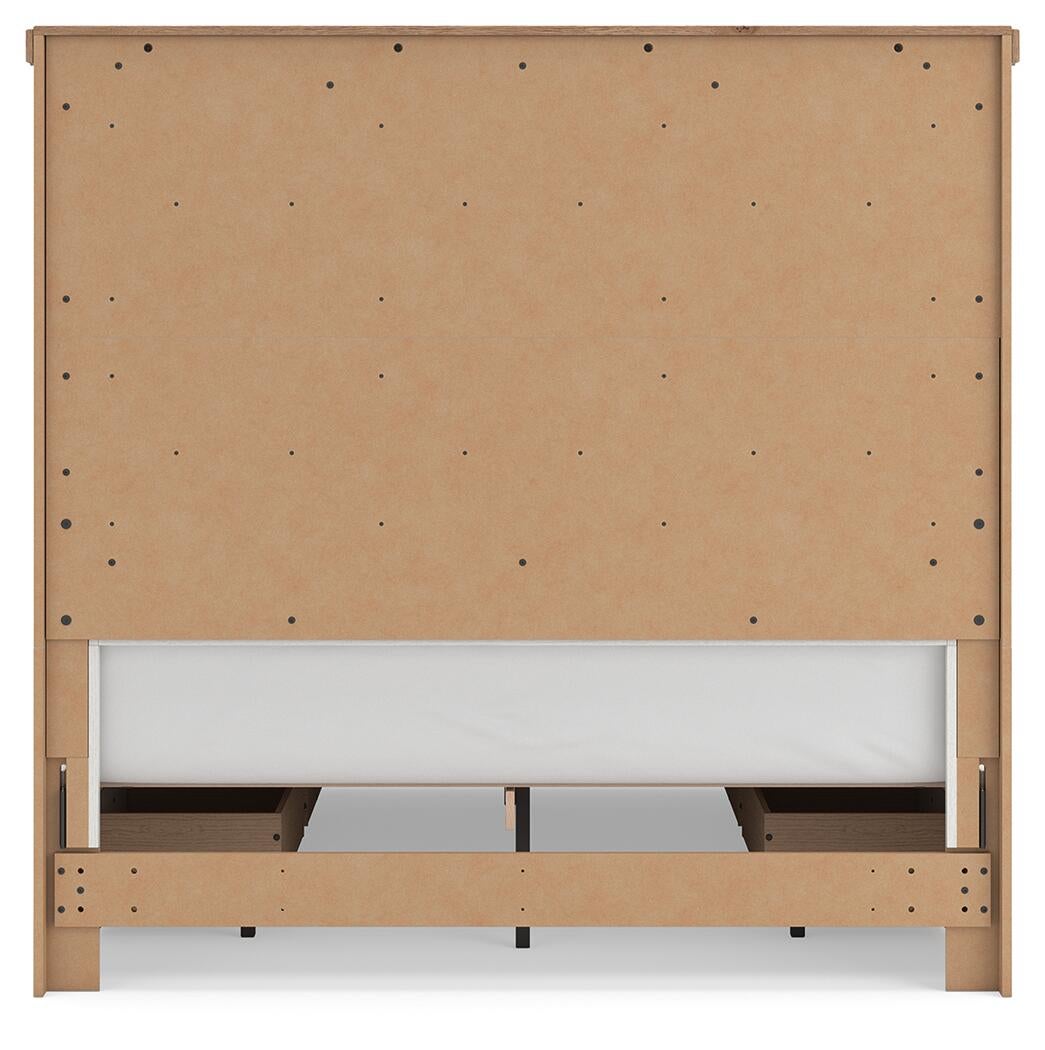 Savonport  Panel Storage Bed, Dresser And Mirror Benchcraft®