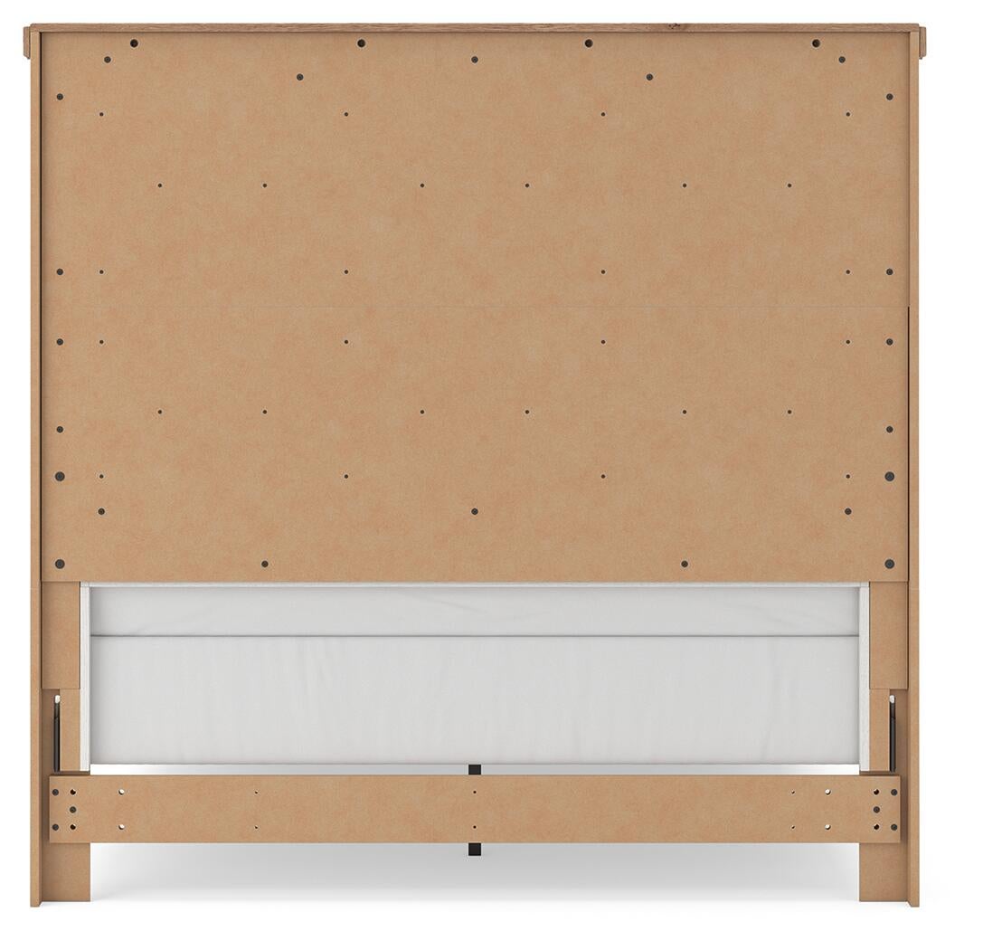 Savonport  Panel Bed, Dresser, Mirror, Chest And Nightstand Benchcraft®