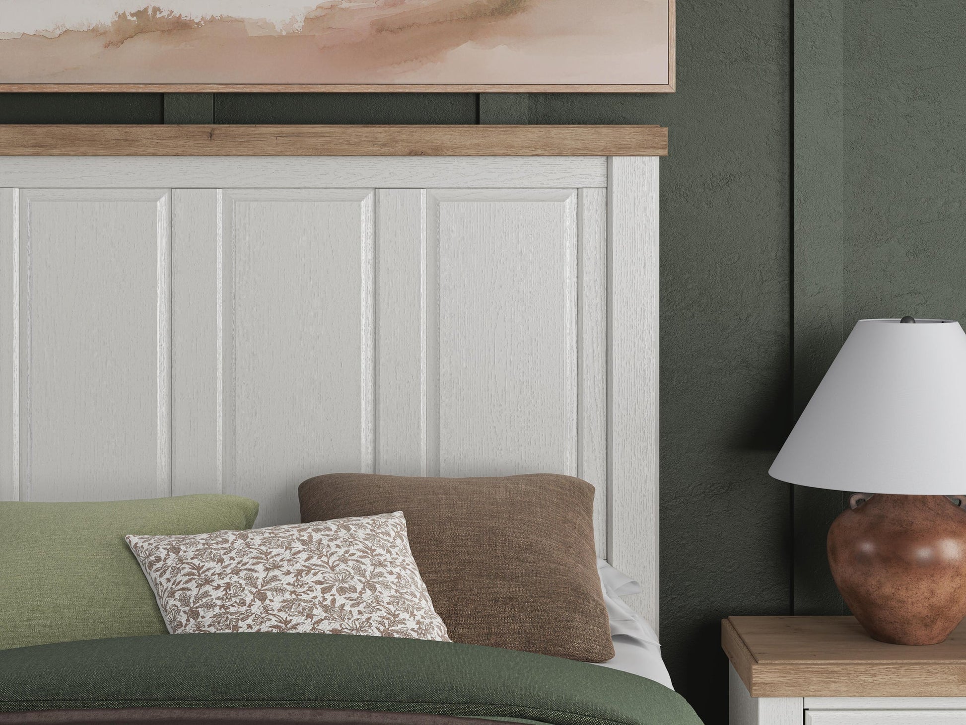 Savonport  Panel Bed, Dresser, Mirror, Chest And Nightstand Benchcraft®