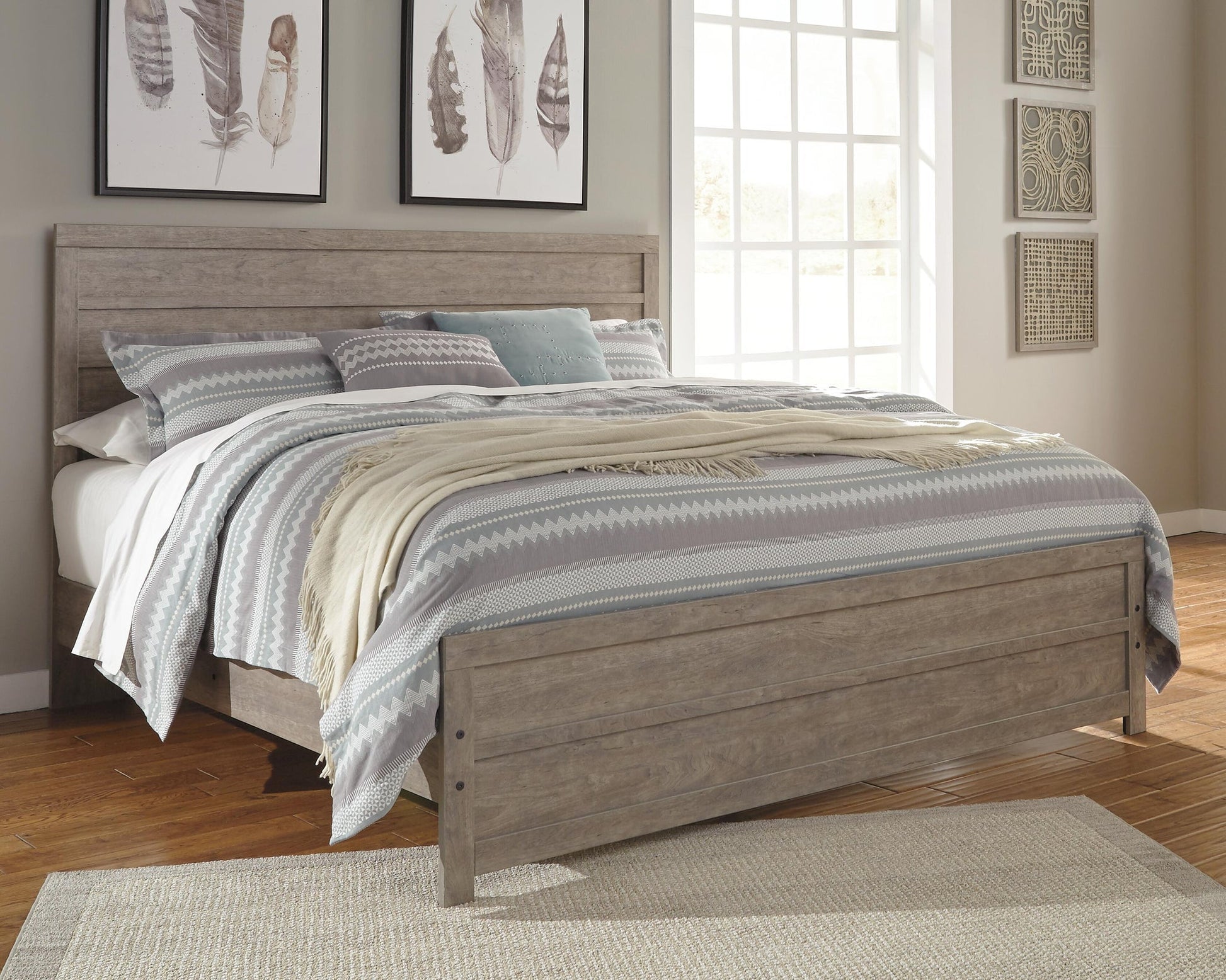 Culverbach  Panel Bed With Mirrored Dresser, Chest And Nightstand Signature Design by Ashley®
