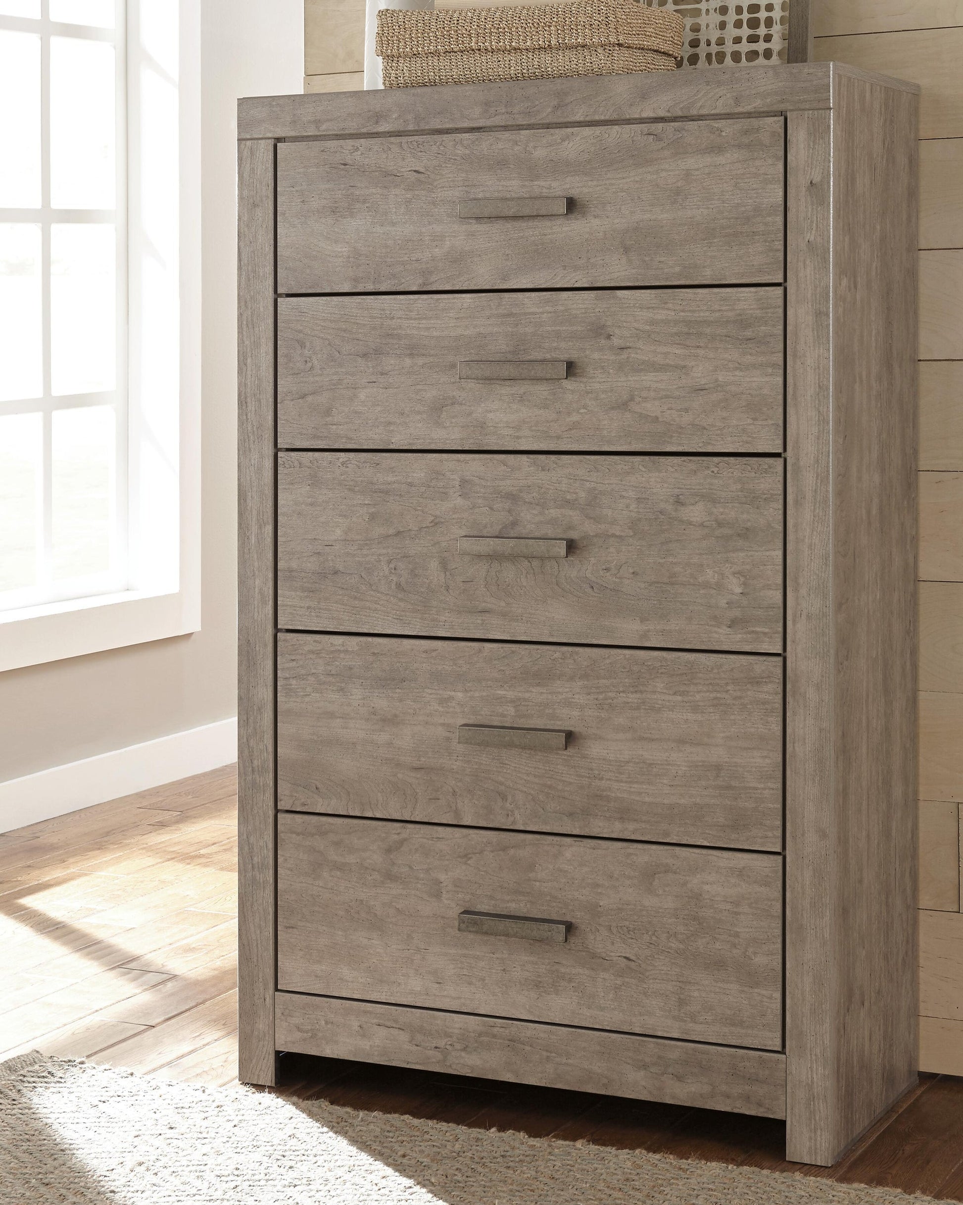 Culverbach  Panel Bed With Mirrored Dresser, Chest And Nightstand Signature Design by Ashley®