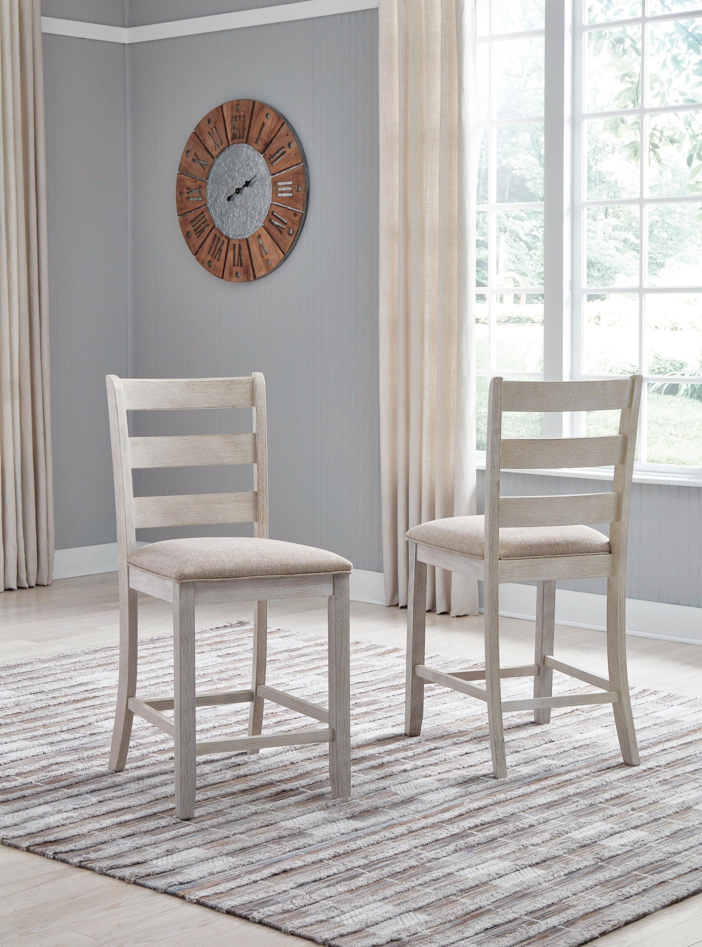 Skempton Upholstered Barstool (2/CN) Signature Design by Ashley®