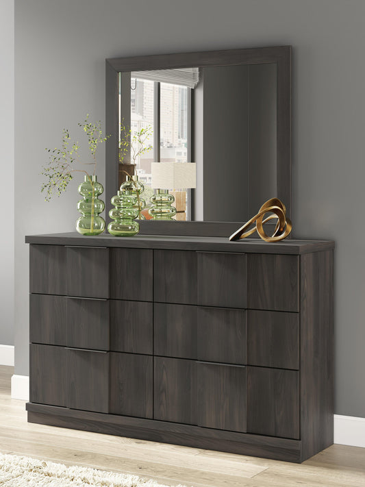Shaehartin Dresser and Mirror Signature Design by Ashley®