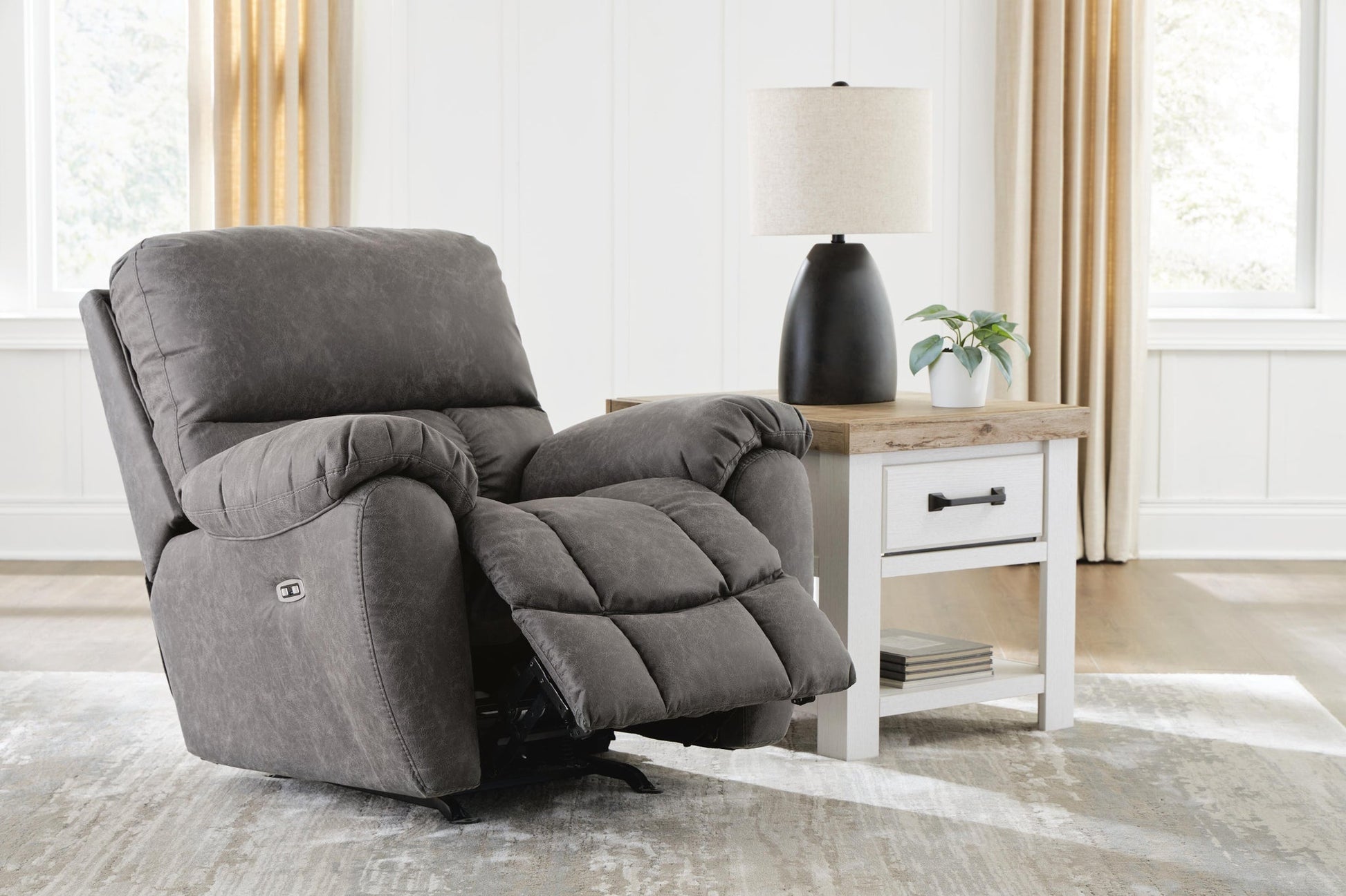 Bakerstein PWR Rocker REC/ADJ Headrest Signature Design by Ashley®
