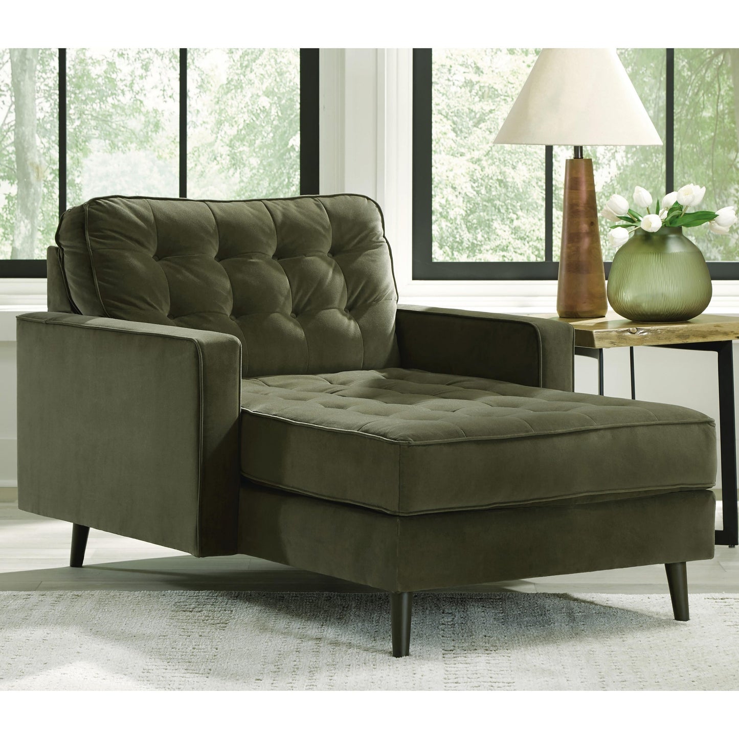 Reveon Lakes Chaise Ashley®