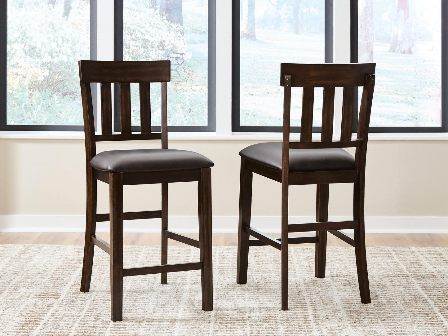 Haddigan Upholstered Barstool (2/CN) Signature Design by Ashley®