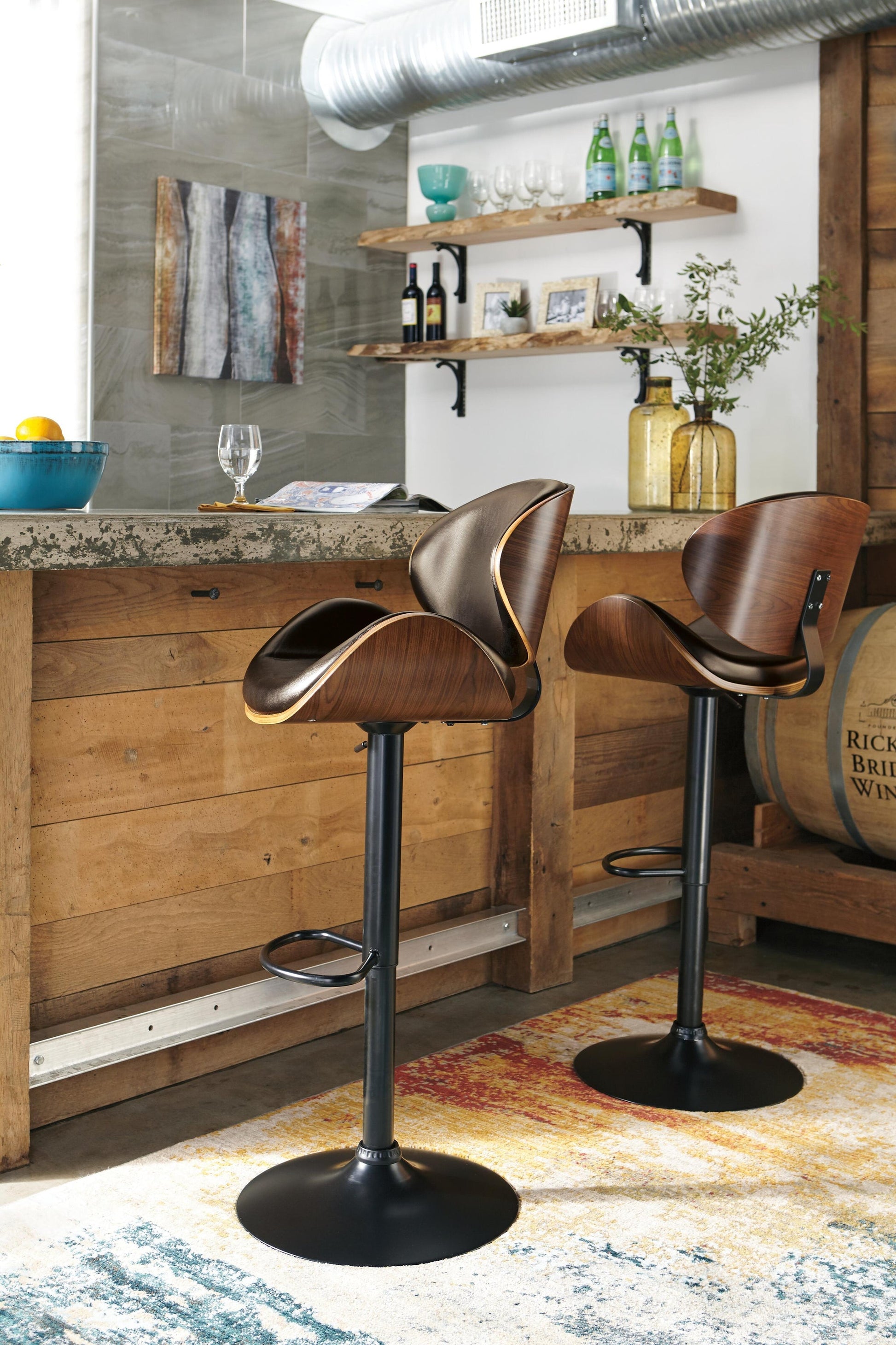 Bellatier Tall UPH Swivel Barstool(1/CN) Signature Design by Ashley®