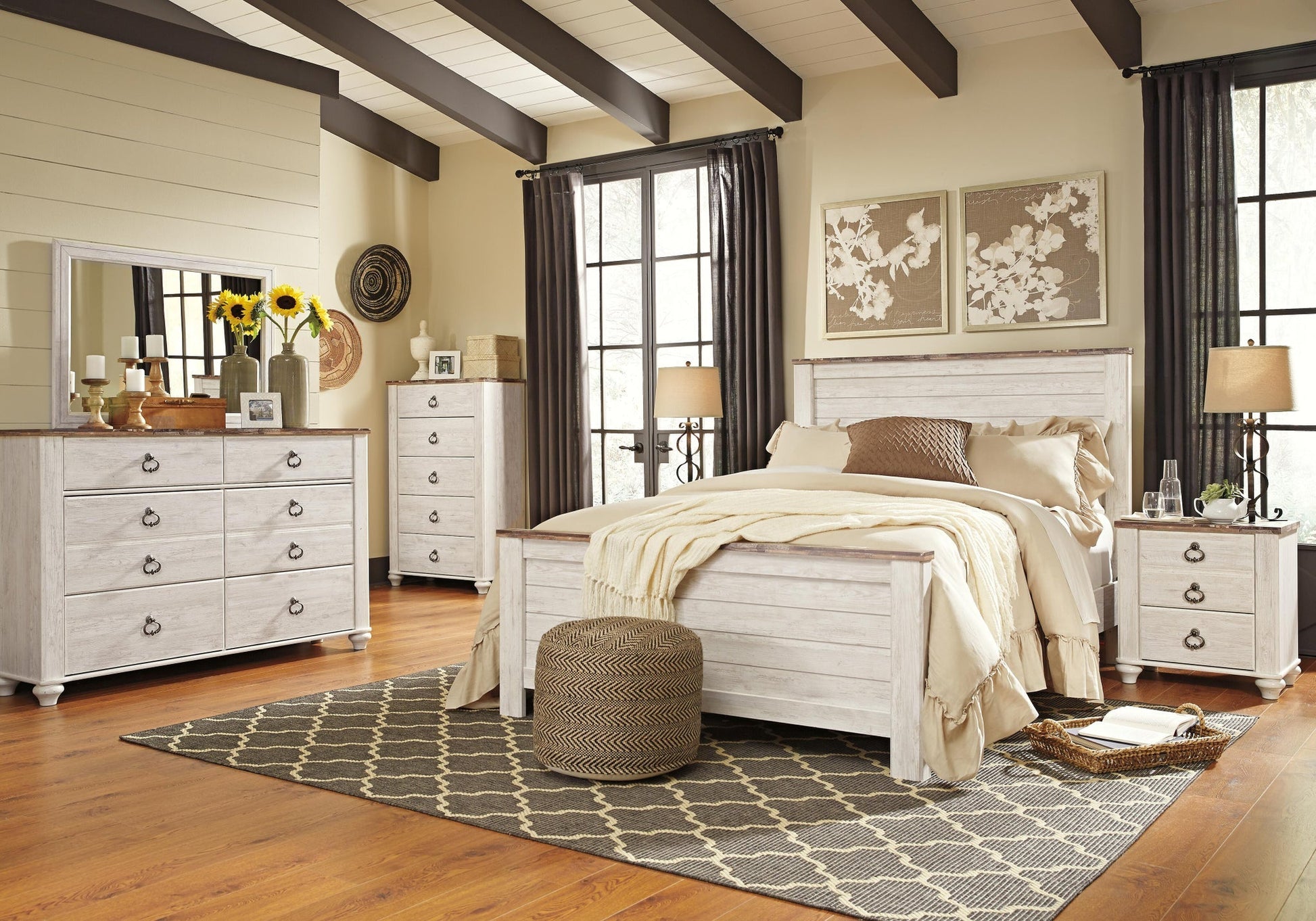 Willowton Dresser and Mirror Signature Design by Ashley®