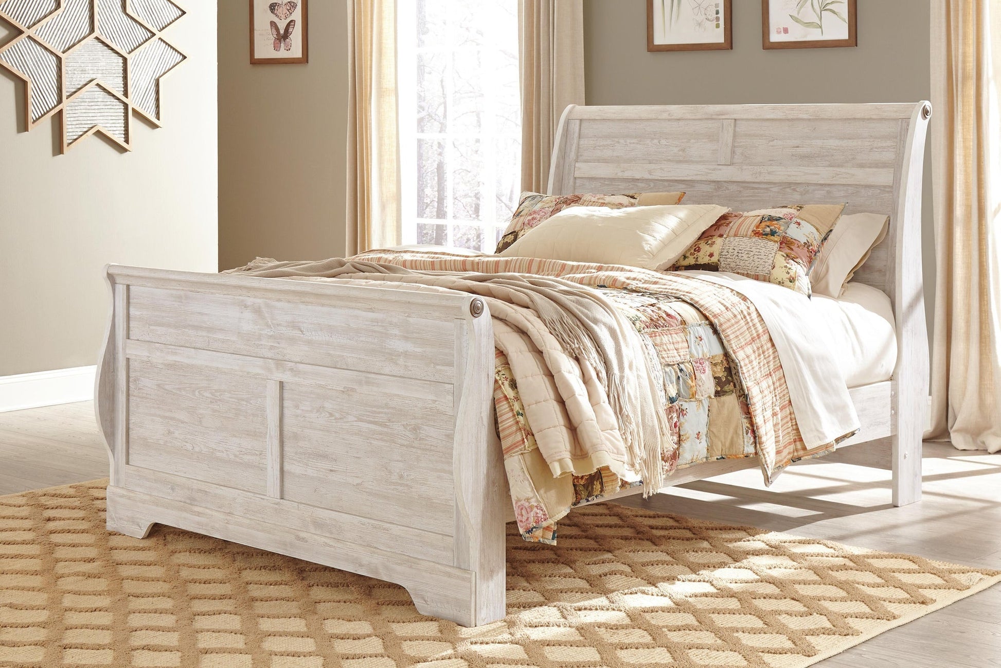 Willowton  Sleigh Bed Signature Design by Ashley®