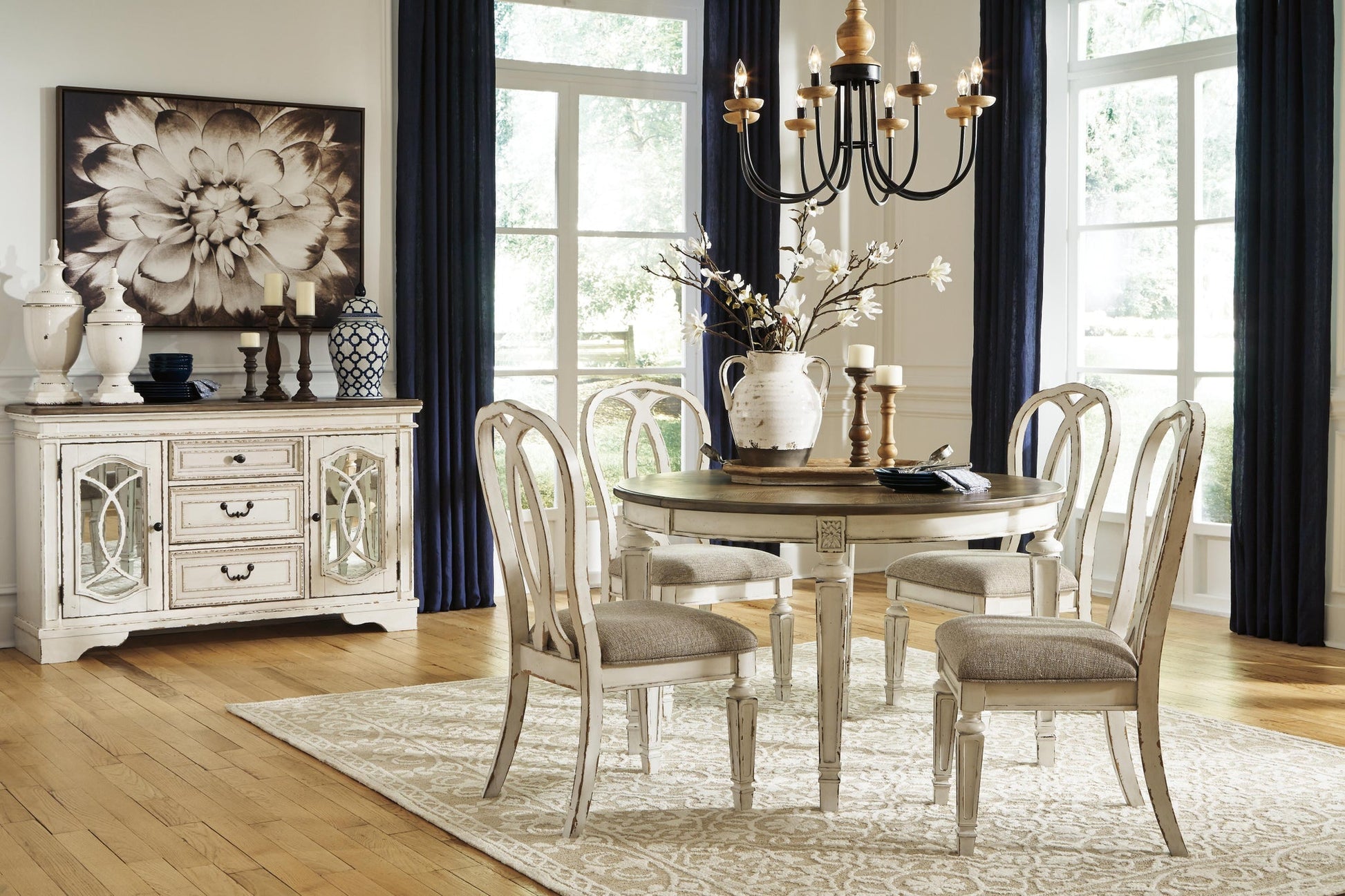 Realyn Dining UPH Side Chair (2/CN) Signature Design by Ashley®
