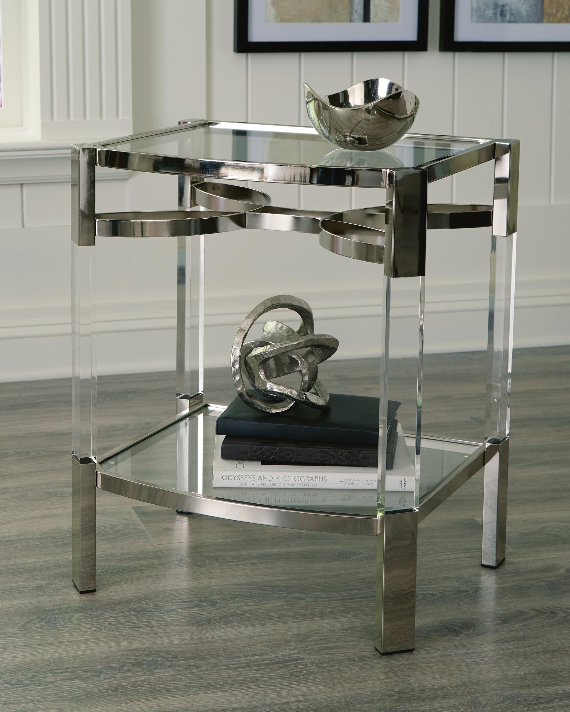 Chaseton Accent Table Signature Design by Ashley®