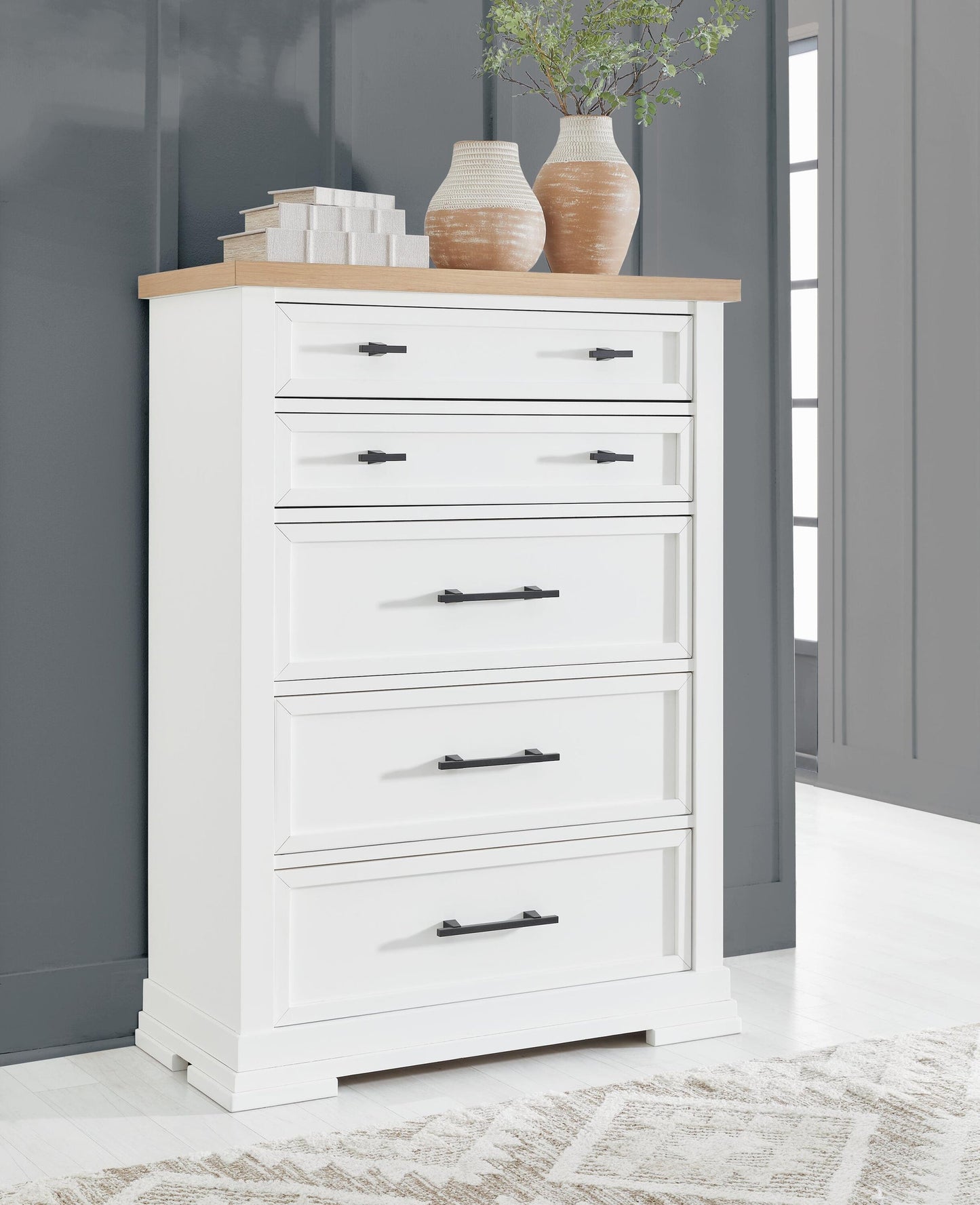 Ashbryn Five Drawer Chest Benchcraft®