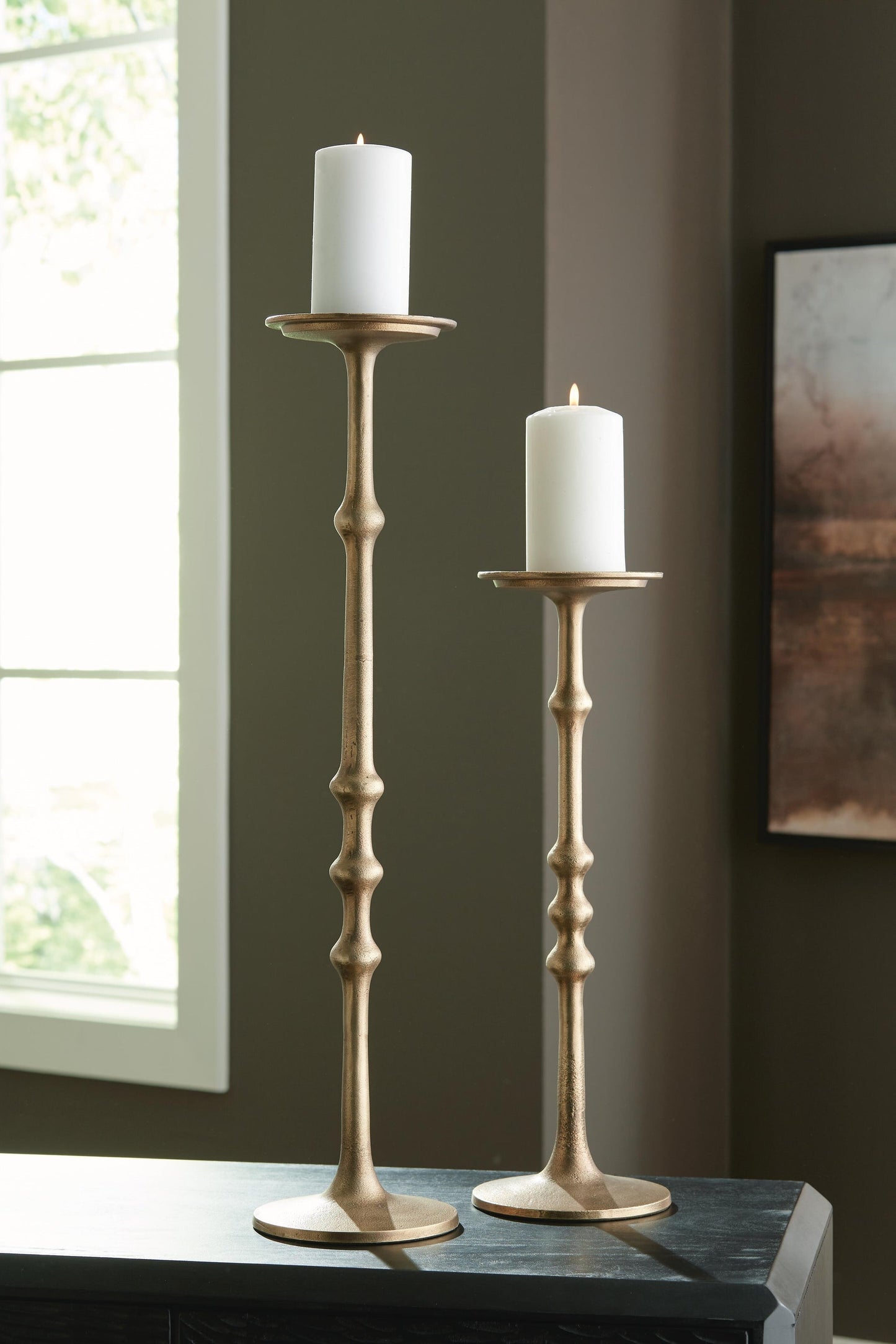 Larwick Candle Holder Set (2/CN) Signature Design by Ashley®