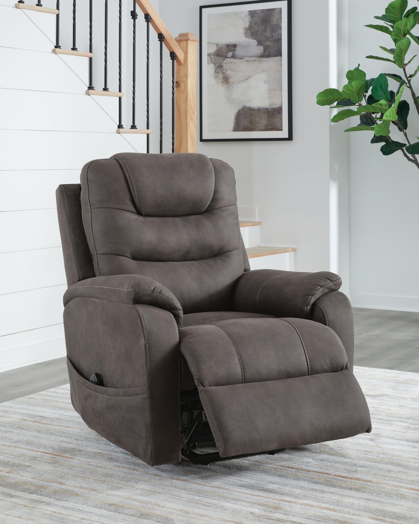 Snowfield Power Lift Recliner Signature Design by Ashley®