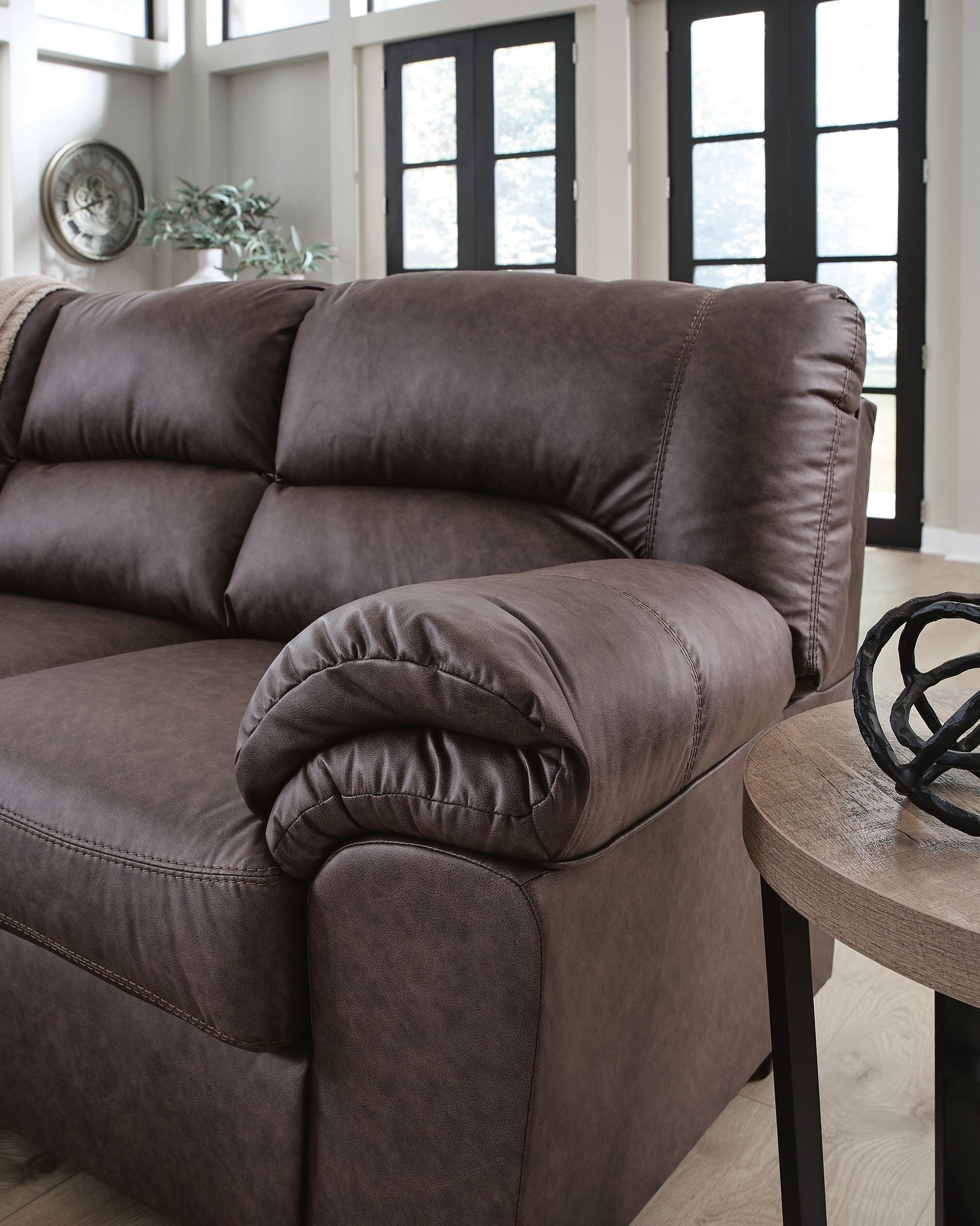 WillowBend 3-Piece Sectional Signature Design by Ashley®
