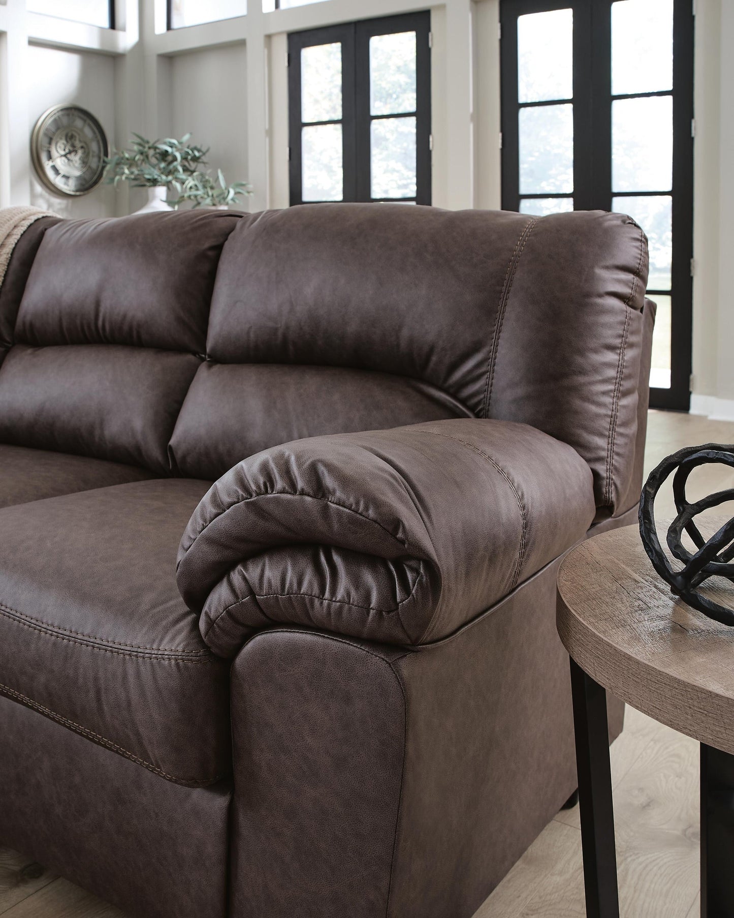 WillowBend 2-Piece Sectional Signature Design by Ashley®