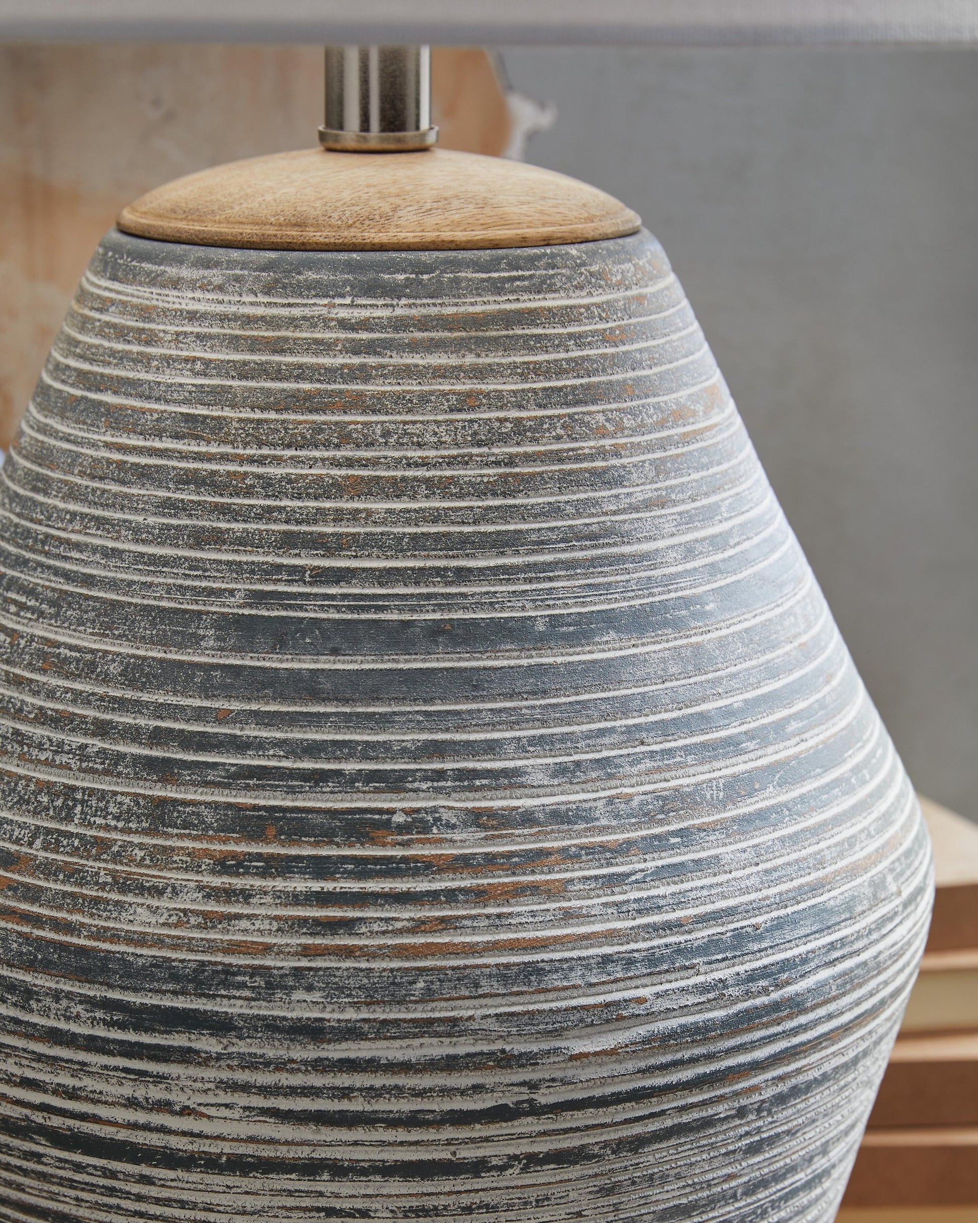 Lawrock Terracotta Table Lamp (1/CN) Signature Design by Ashley®