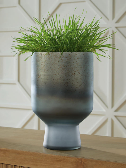Pennmore Vase Signature Design by Ashley®