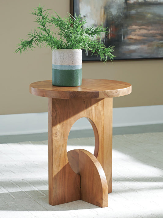 Hollbourne Accent Table Signature Design by Ashley®