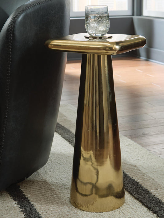 Dallenburg Accent Table Signature Design by Ashley®