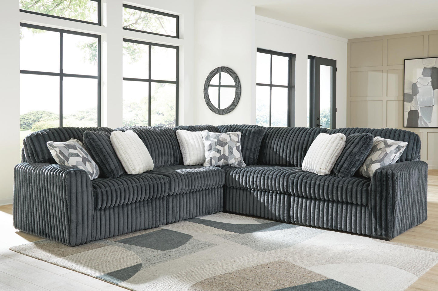 Midnight-Madness 5-Piece Sectional Signature Design by Ashley®
