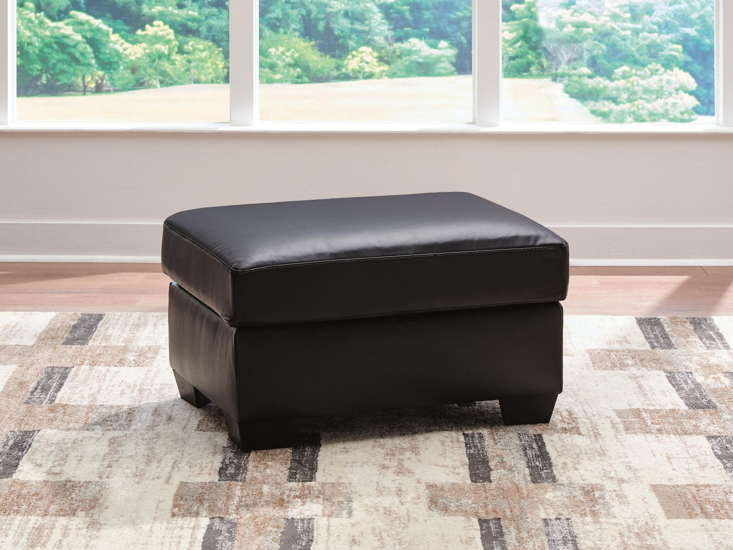 Glennbre Ottoman Signature Design by Ashley®