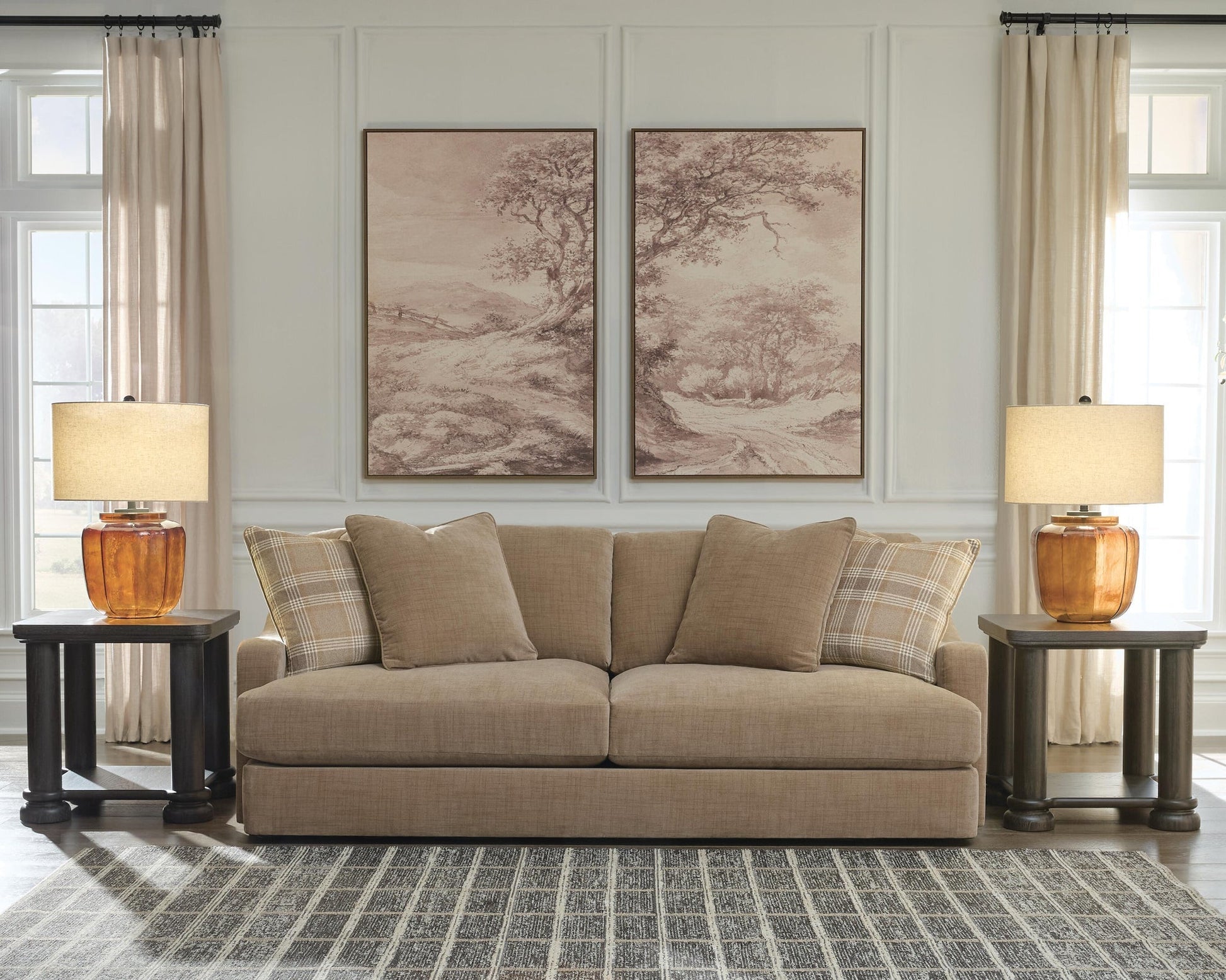 ChloeeAnne Sofa Benchcraft®