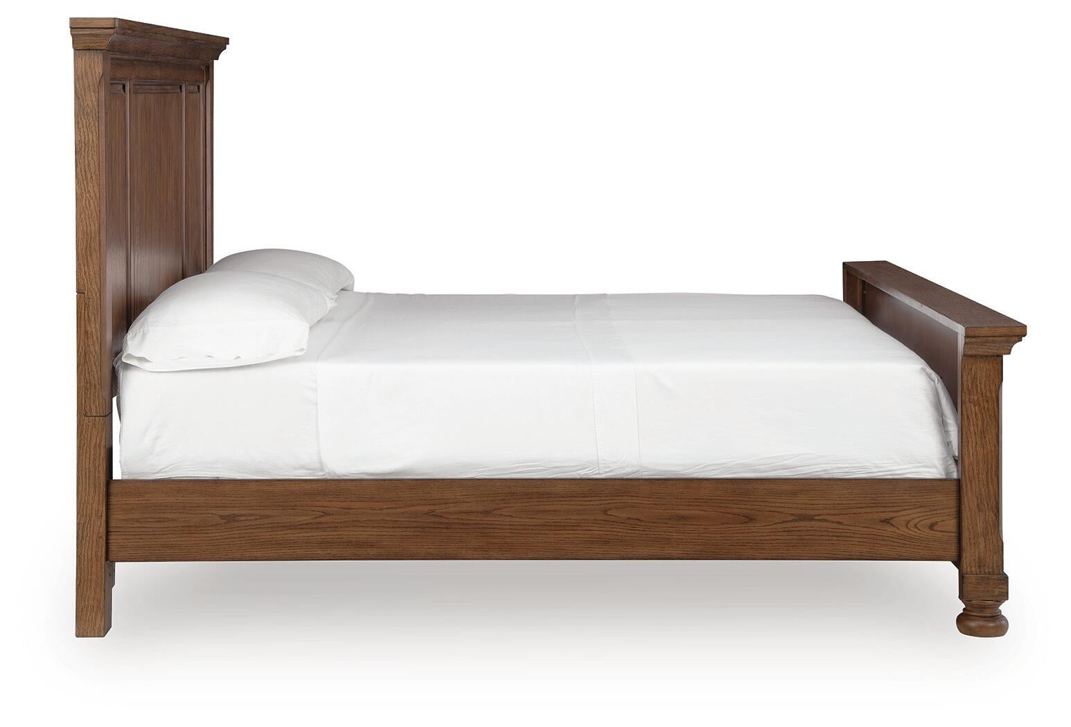 Zackaryn California  Panel Bed Signature Design by Ashley®