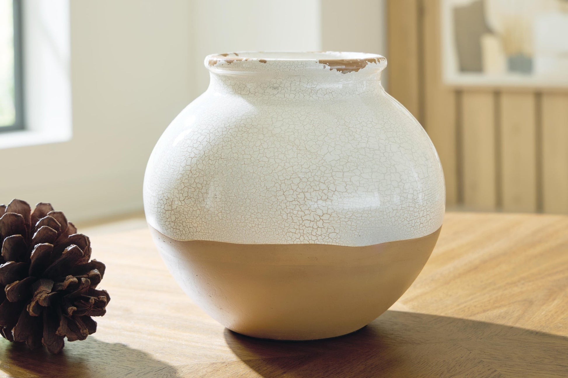 Vercott Vase Signature Design by Ashley®