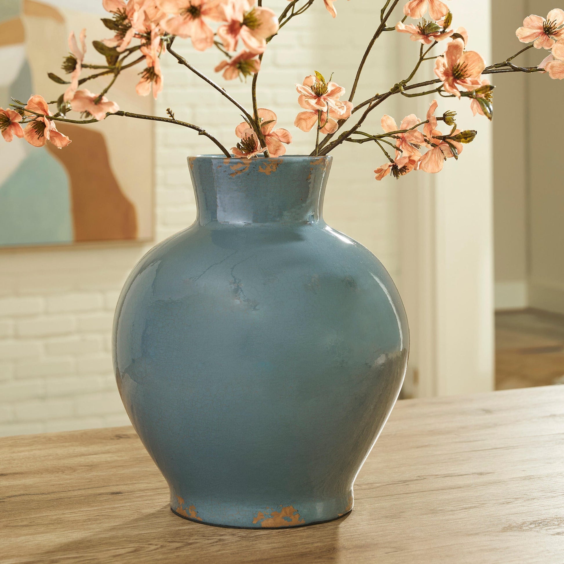 Giliburgh Vase Signature Design by Ashley®