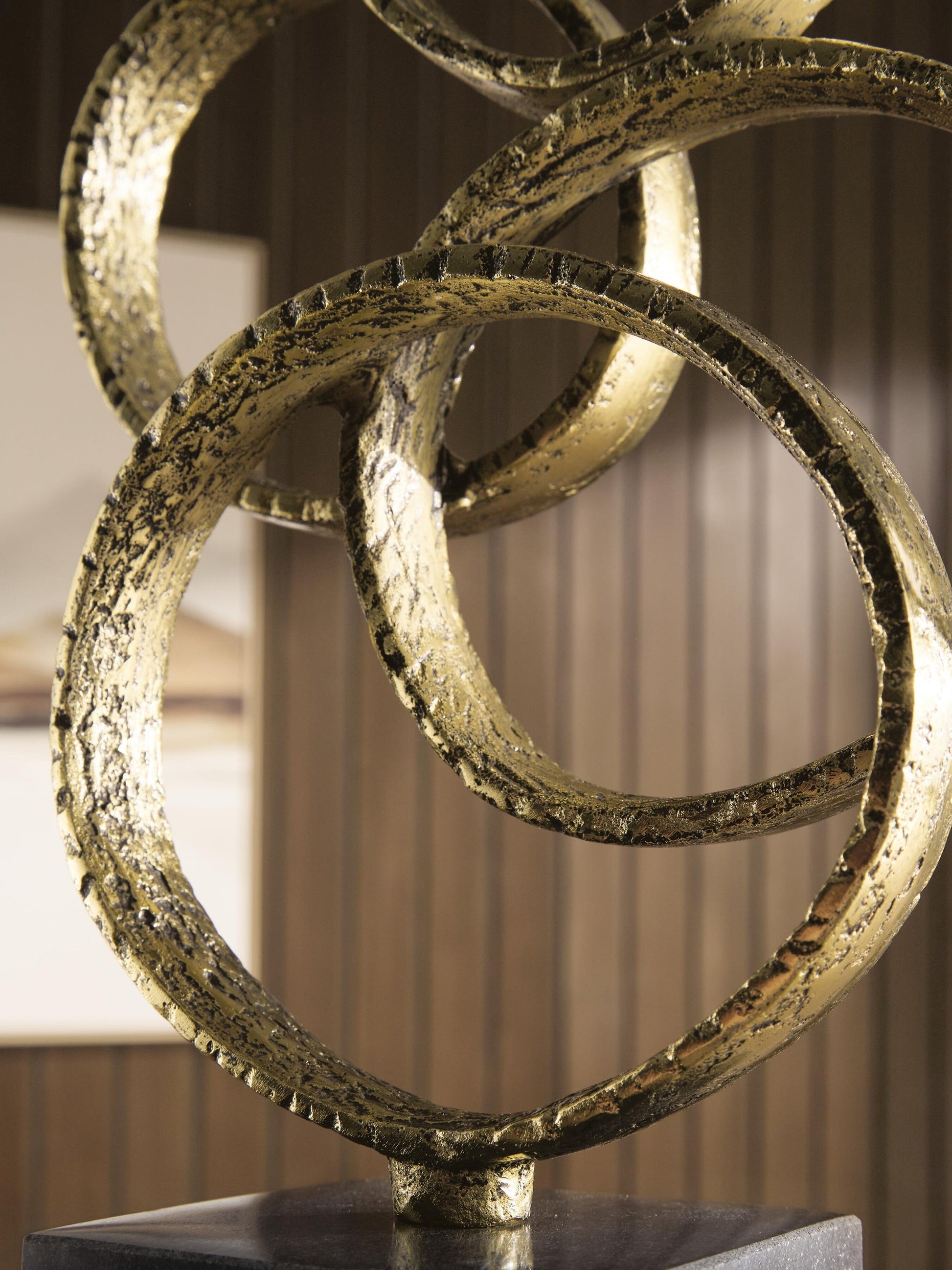 Wellcott Sculpture Signature Design by Ashley®