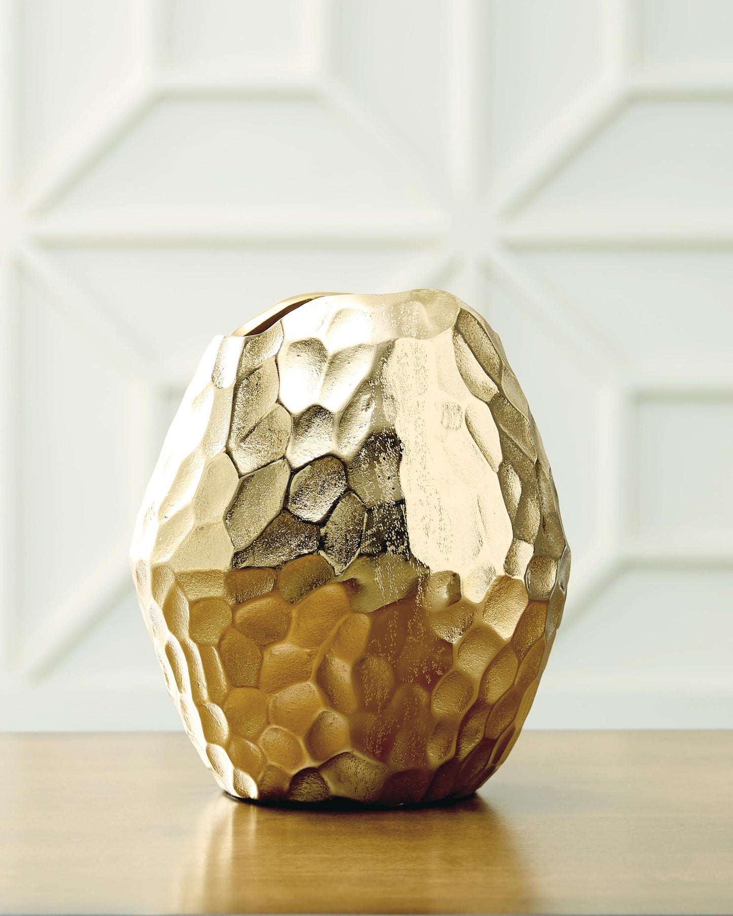 Ferryndale Vase Signature Design by Ashley®