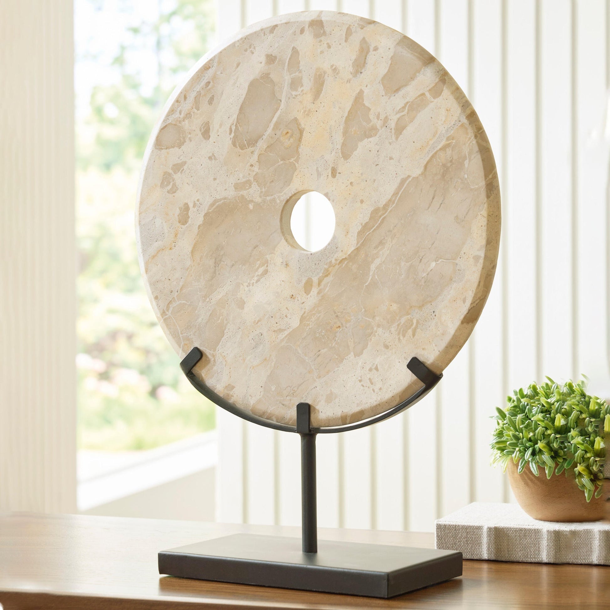 Wendon Sculpture Signature Design by Ashley®