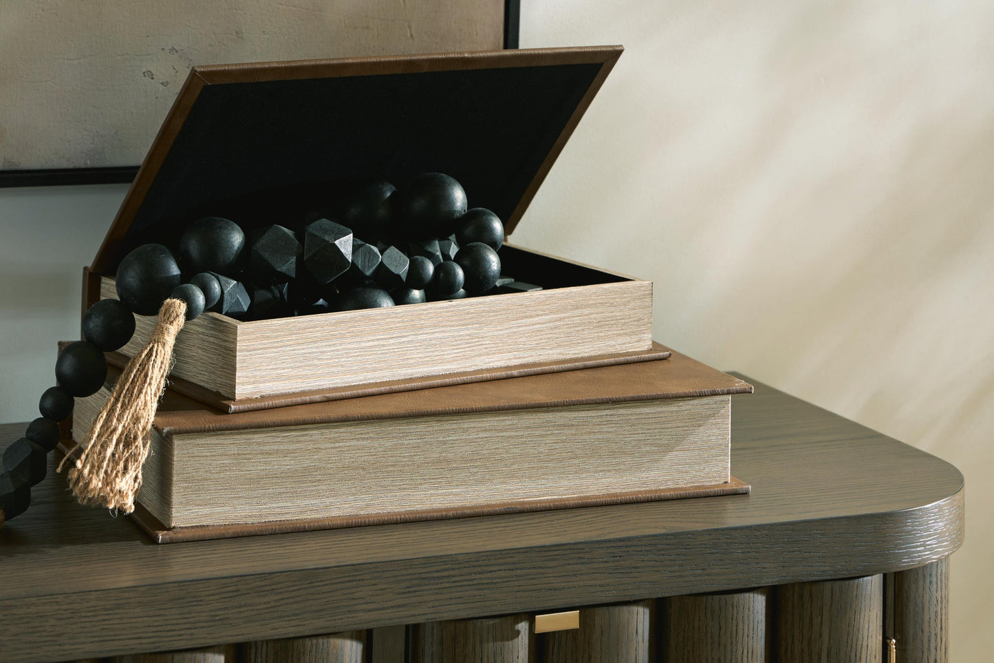 Samwell Box Set (2/CN) Signature Design by Ashley®