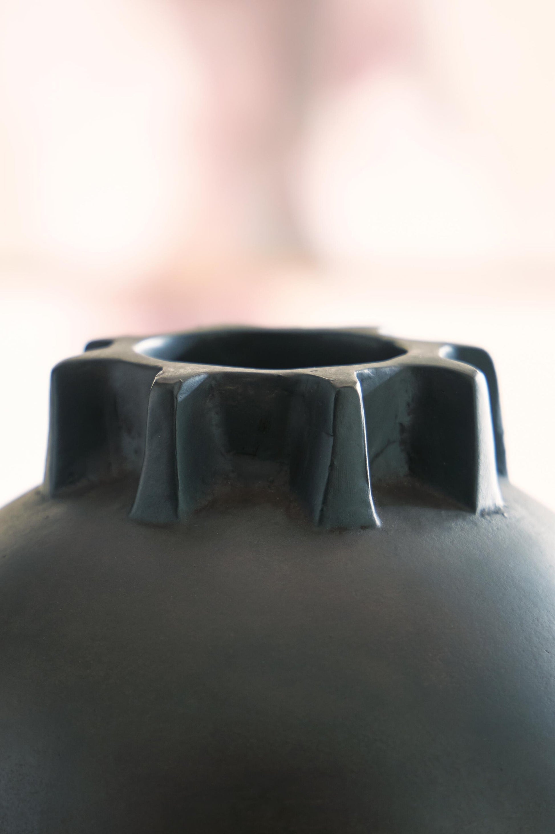Kaslett Vase Signature Design by Ashley®