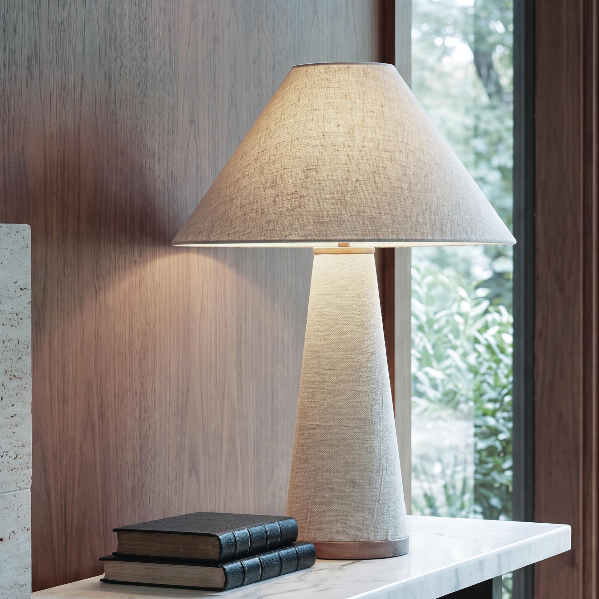Dellridge Metal Table Lamp (1/CN) Signature Design by Ashley®