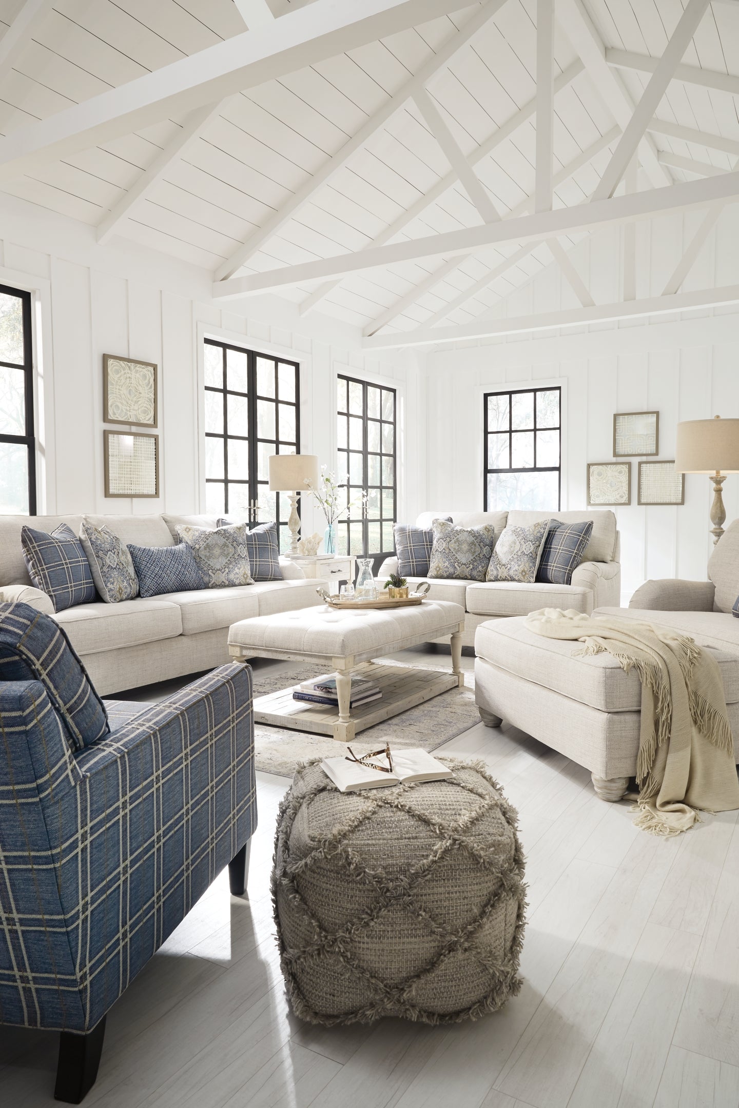 Traemore Sofa Benchcraft®