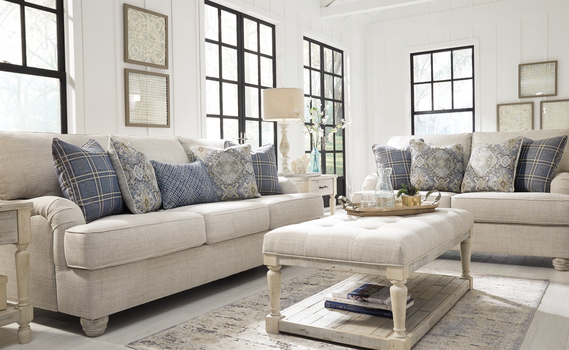 Traemore Sofa Benchcraft®