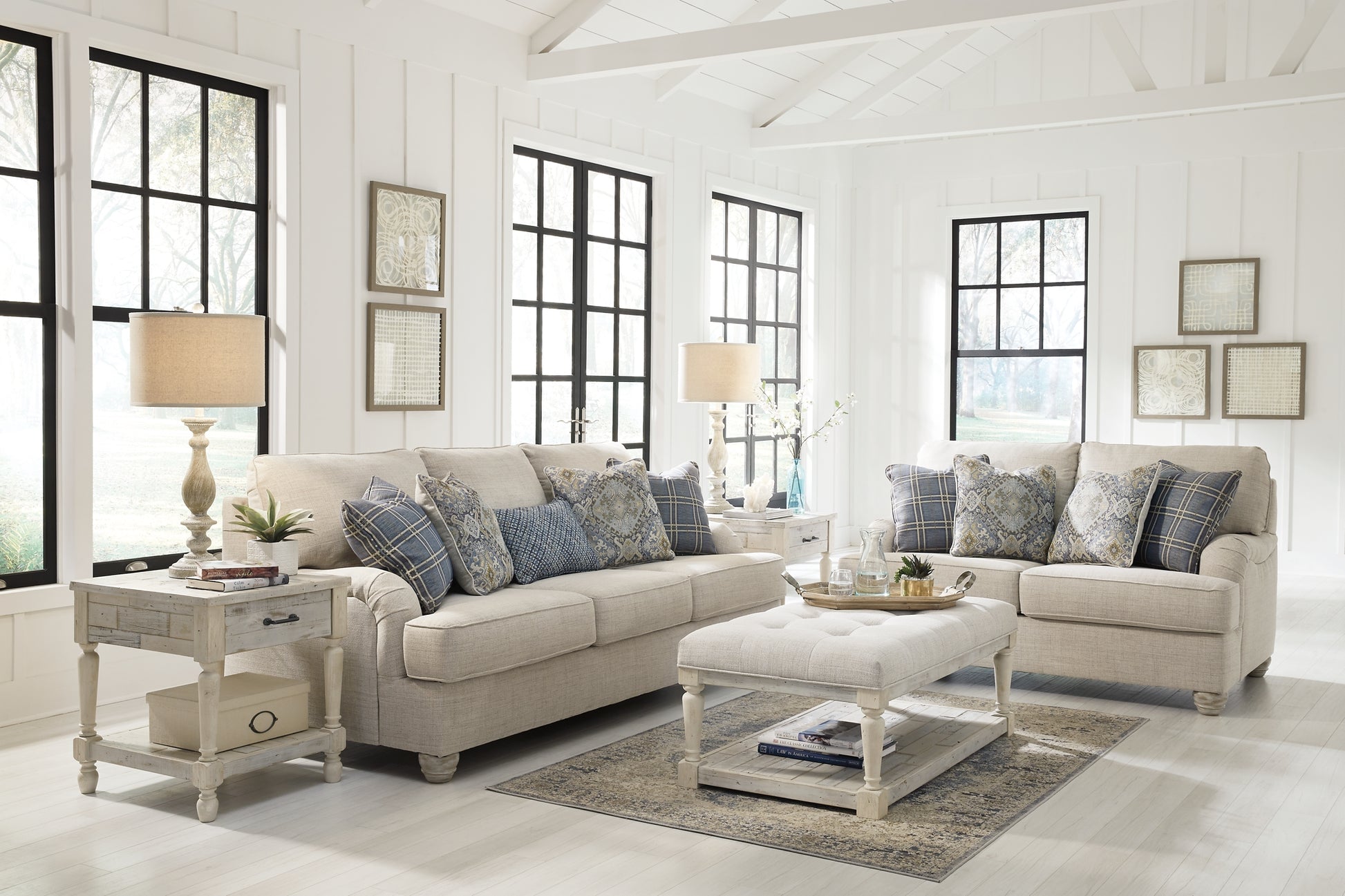 Traemore Sofa Benchcraft®