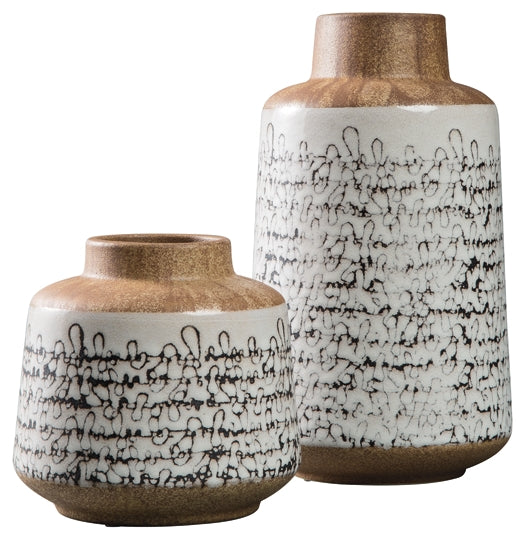 Meghan Vase Set (2/CN) Signature Design by Ashley®