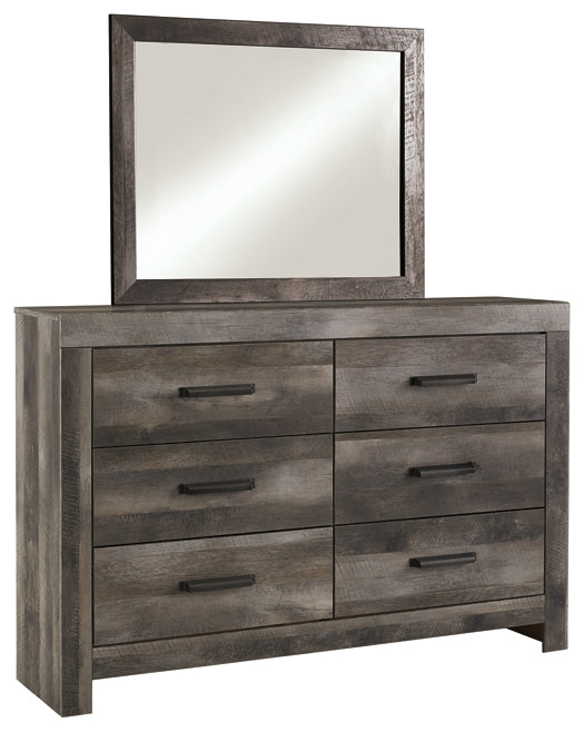 Wynnlow Dresser and Mirror Signature Design by Ashley®