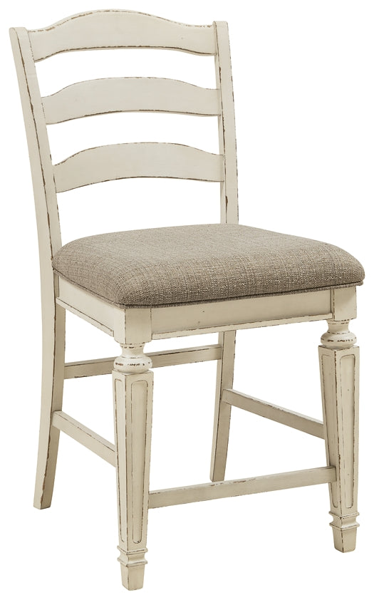 Realyn Upholstered Barstool (2/CN) Signature Design by Ashley®