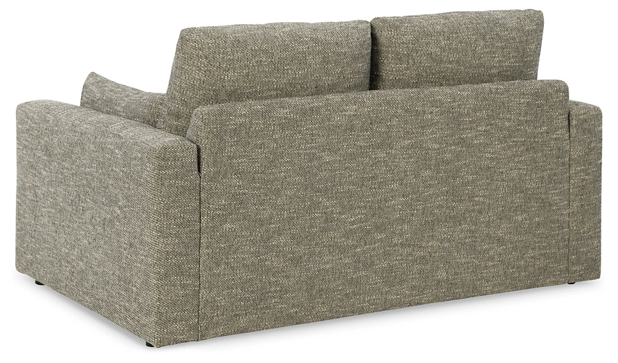Dramatic Loveseat Benchcraft®